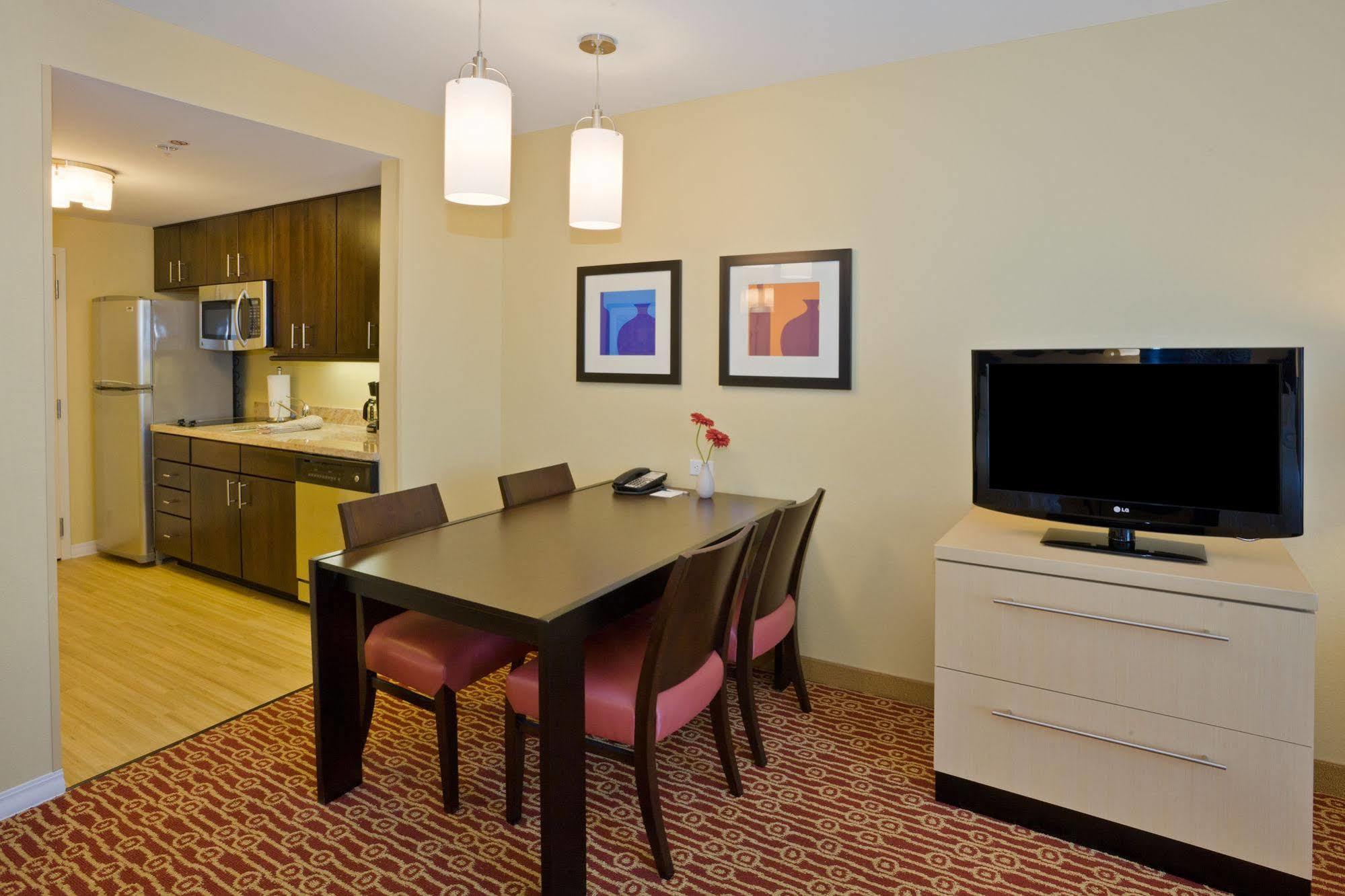 Towneplace Suites Ann Arbor Exterior foto